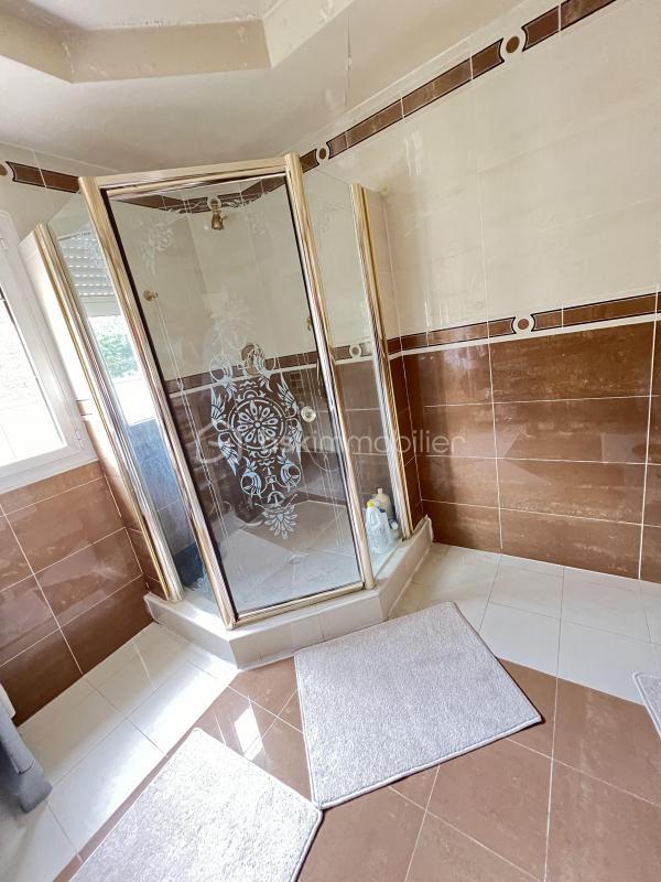 Maison - 155 m² - 6 pièces