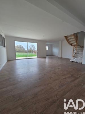 Maison - 126 m² - 5 pièces