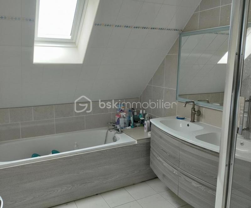 Pavillon - 116 m² - 7 pièces