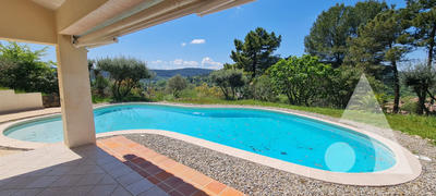 Maison - 174 m² - 7 pièces