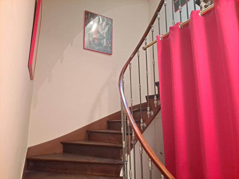 Maison - 273 m² - 10 pièces