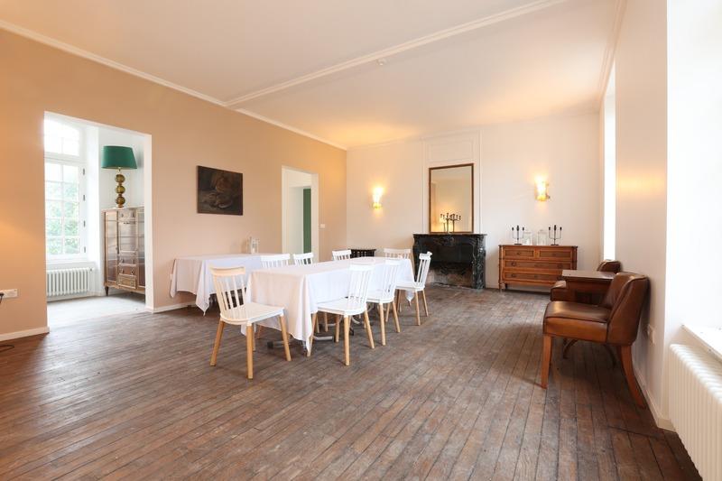 Château - 537 m² - 14 pièces