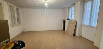 Local commercial - 49 m² - 3 pièces