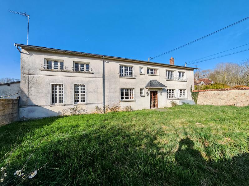 Villa - 240 m² - 9 pièces