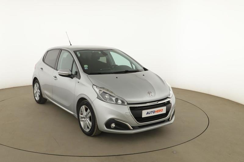 Peugeot 208 1.6 Blue-HDi Style 5p 100 ch