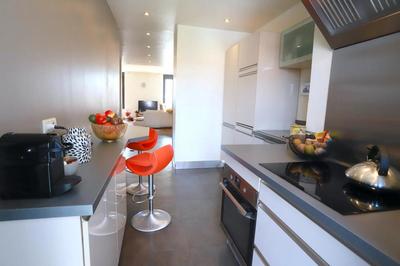 Appartement - 90 m² - 3 pièces