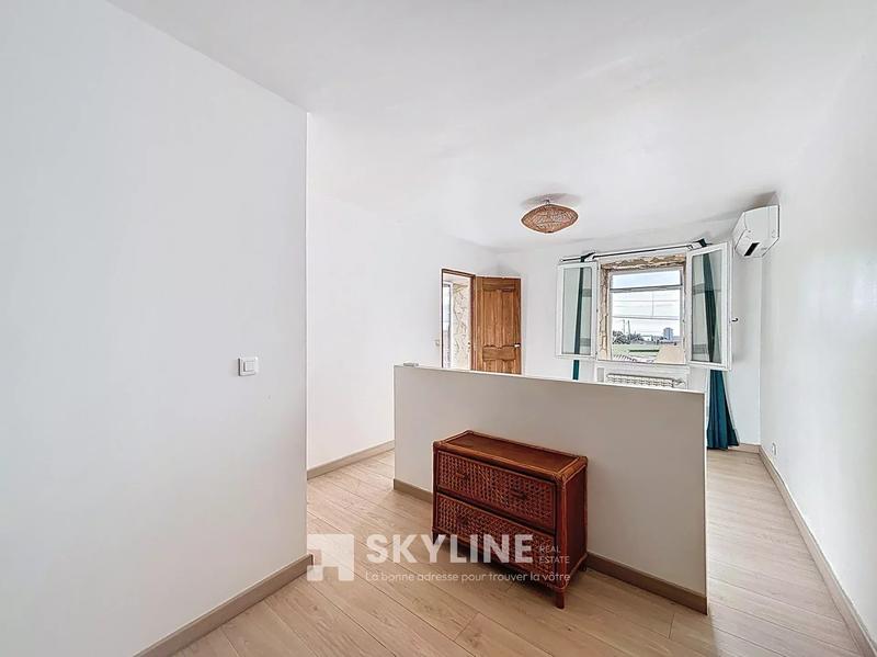 Maison - 122 m² - 4 pièces