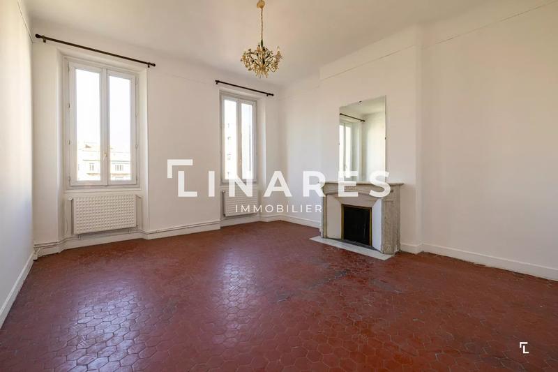 Appartement - 188 m² - 5 pièces