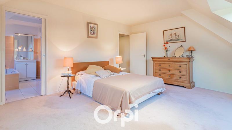 Appartement - 128 m² - 4 pièces