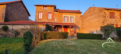 Maison ancienne - 146 m² - 7 pièces