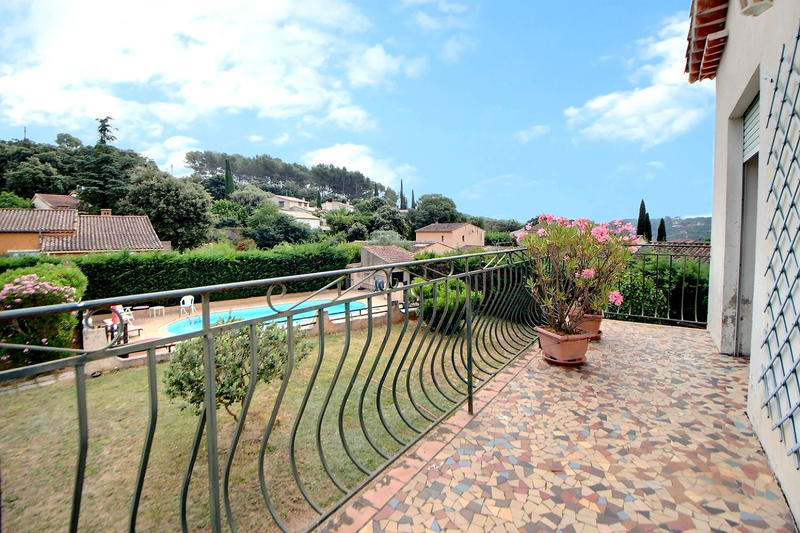 Maison - 166 m² - 6 pièces