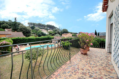 Maison - 166 m² - 6 pièces