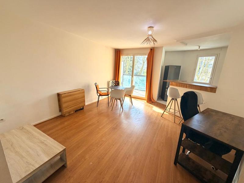 Appartement - 60 m² - 3 pièces