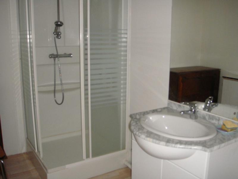 Maison - 1 m² - 6 pièces