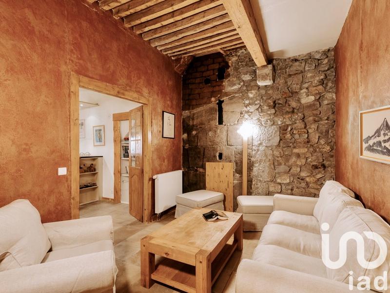 Appartement - 90 m² - 4 pièces