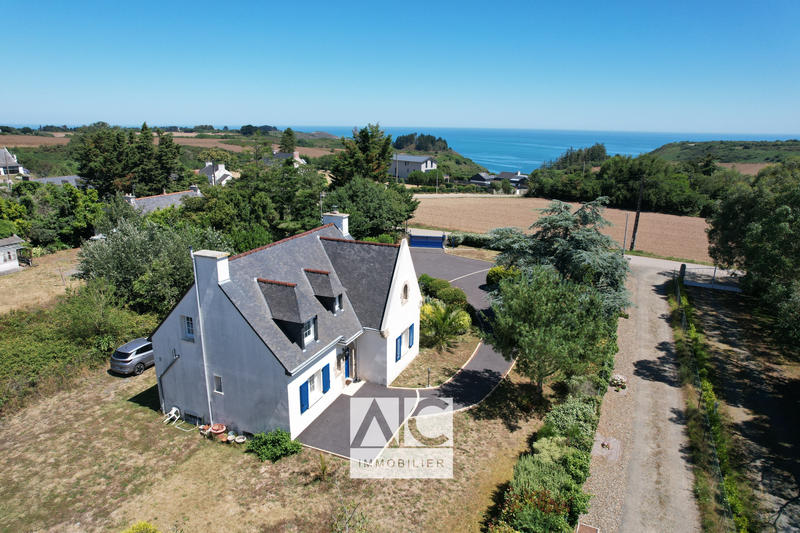 Maison - 152 m² - 7 pièces