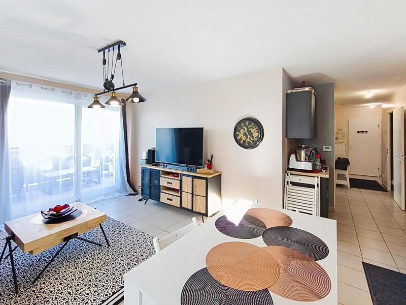 Appartement - 94 m² - 5 pièces