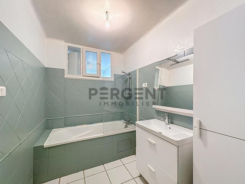 Appartement - 79 m² - 3 pièces