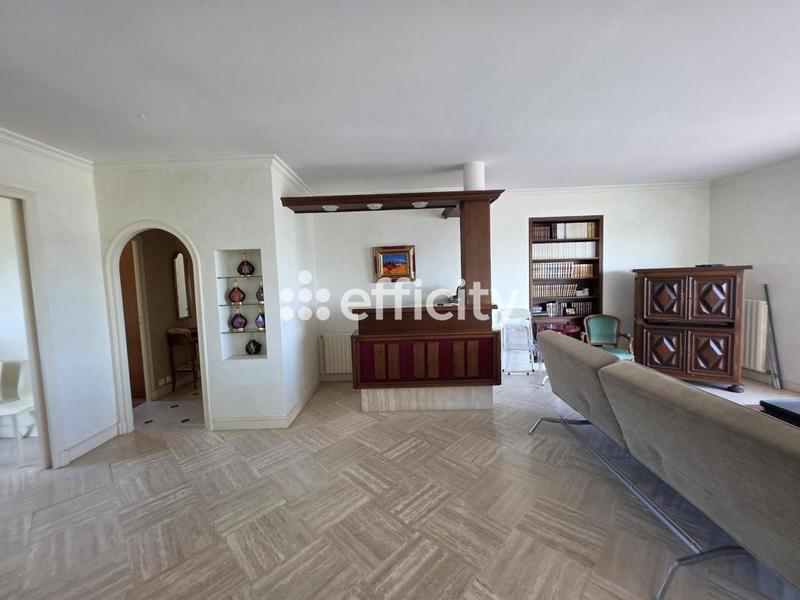 Appartement - 113 m² - 5 pièces