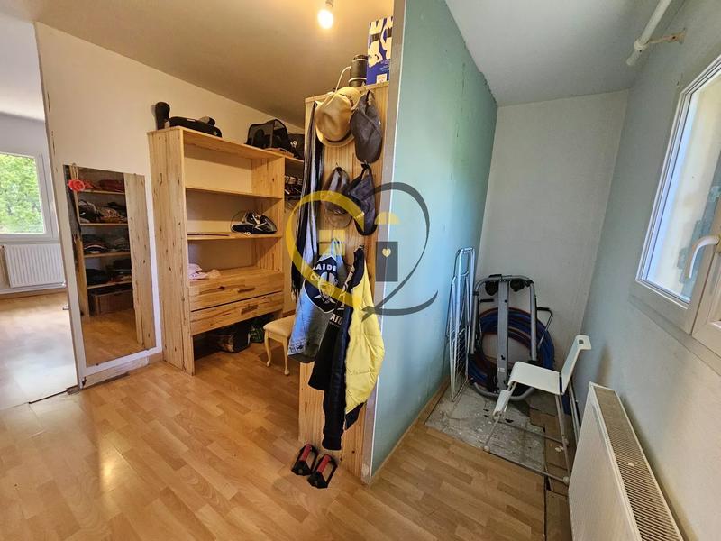 Maison - 185 m² - 6 pièces