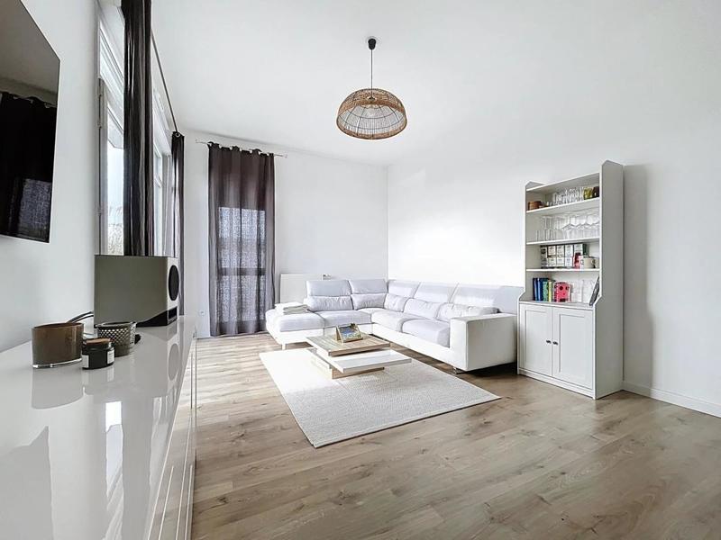 Appartement - 87 m² - 4 pièces