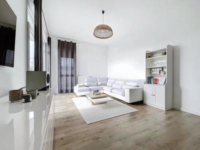 Appartement - 87 m² - 4 pièces