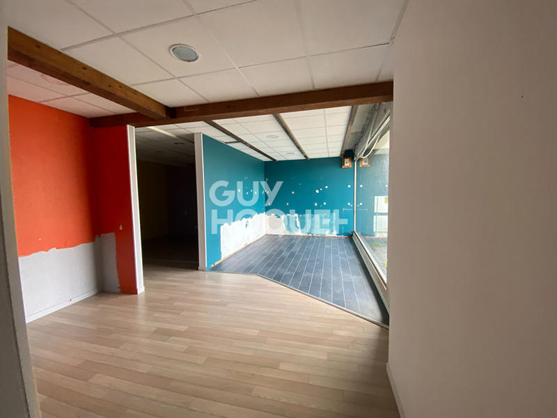 Local d'activités - 222 m²