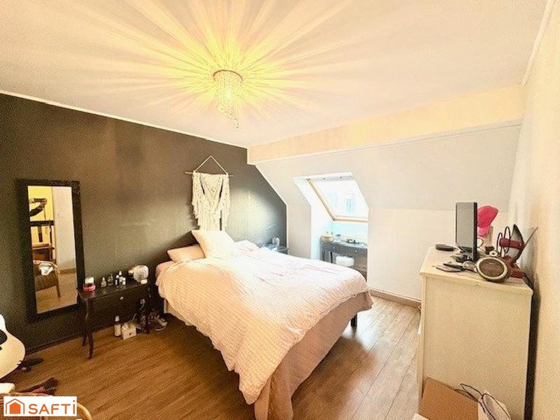 Maison - 98 m² - 6 pièces