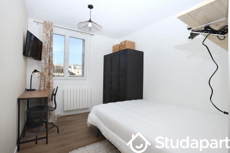 Chambre - 10 m² - 1 pièce