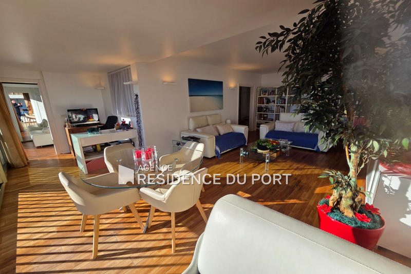 Appartement - 71 m² - 2 pièces