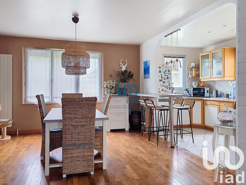 Maison - 152 m² - 8 pièces