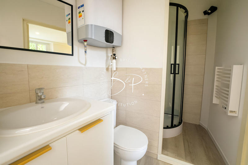 Local commercial - 54 m² - 3 pièces