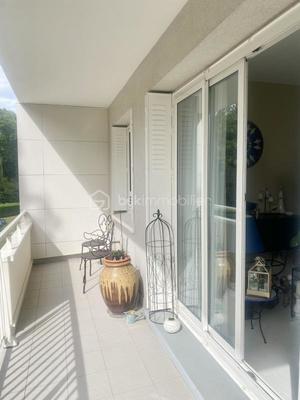 Appartement - 85 m² - 4 pièces