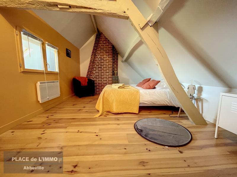 Maison - 230 m² - 10 pièces