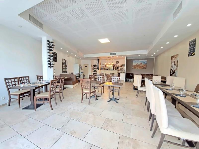 Fonds de commerce - 123 m²