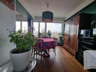 Appartement - 109 m² - 4 pièces