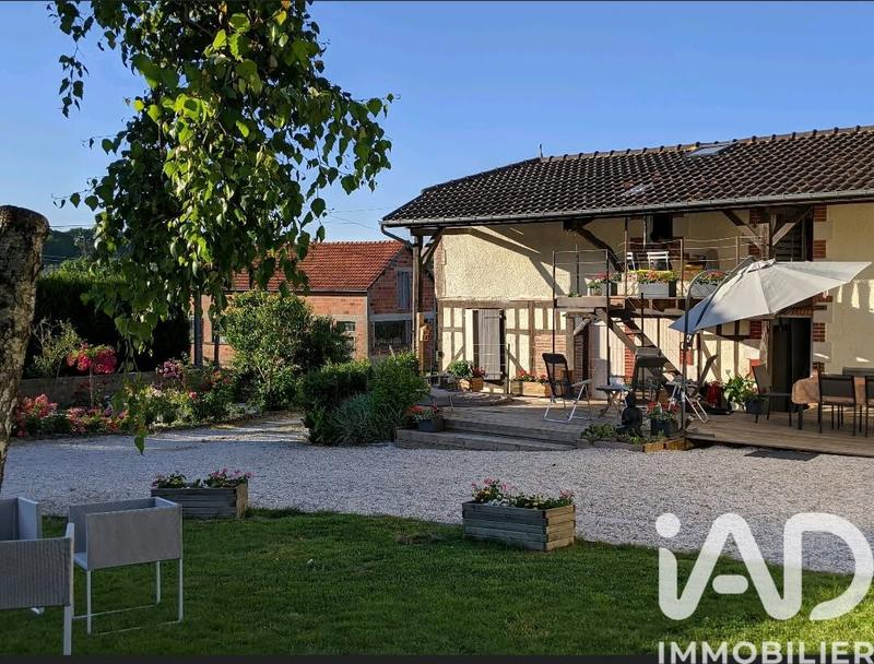 Maison de village - 275 m² - 12 pièces