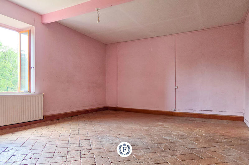 Maison - 224 m² - 8 pièces