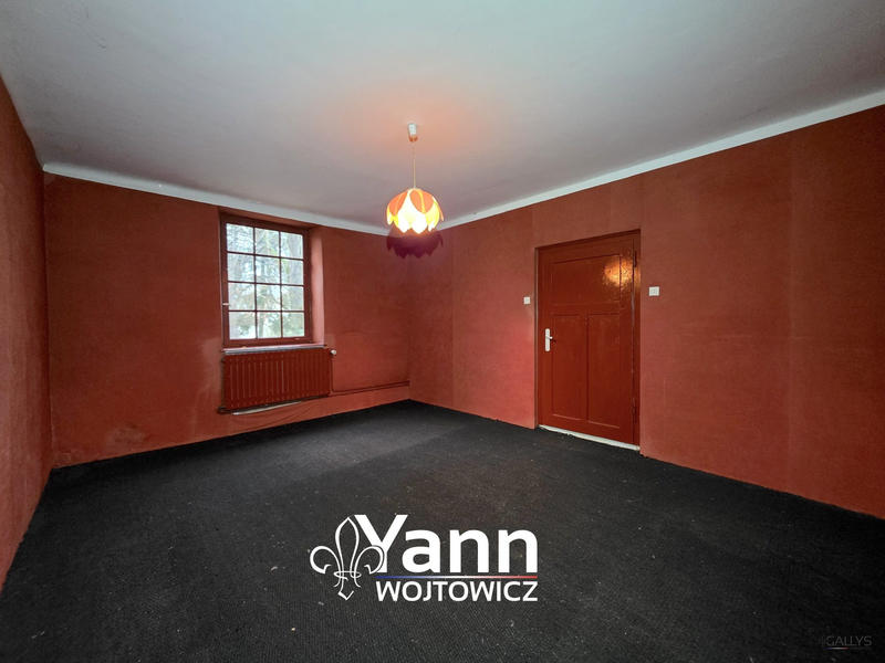 Maison - 270 m² - 7 pièces