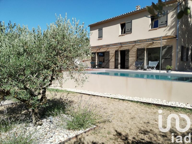 Maison - 106 m² - 5 pièces