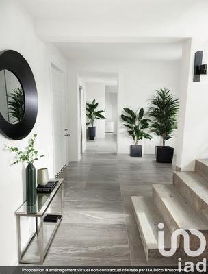 Maison - 227 m² - 7 pièces