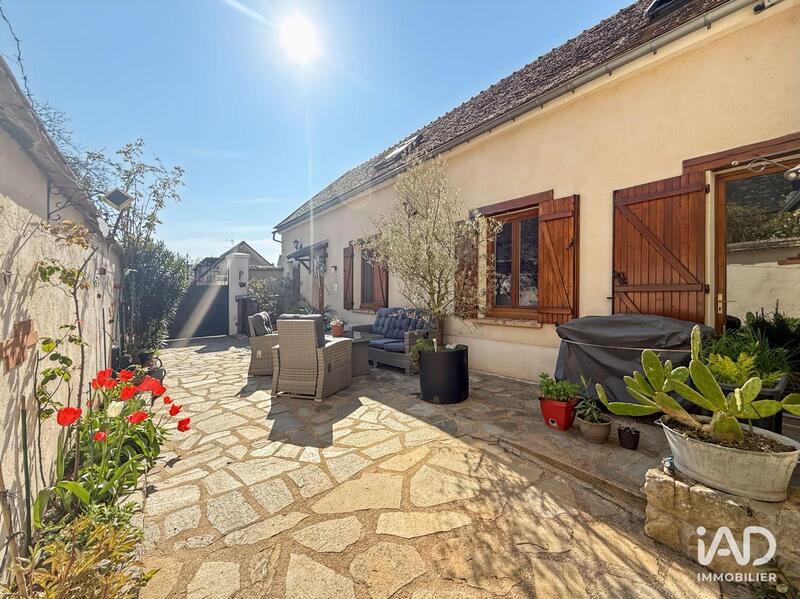 Maison - 152 m² - 6 pièces