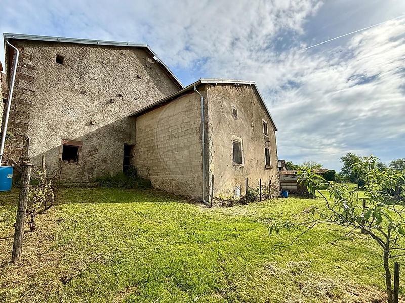 Maison - 300 m² - 6 pièces