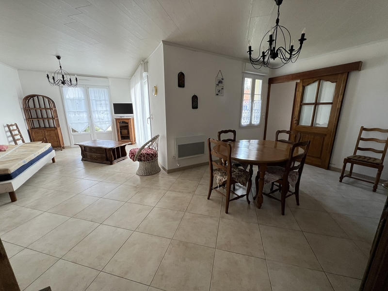 Maison - 136 m² - 5 pièces