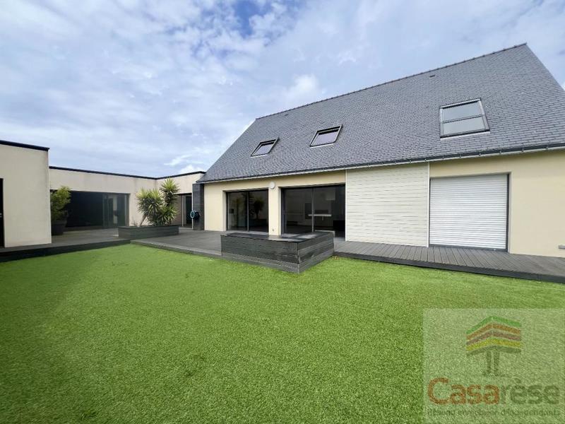 Villa - 220 m² - 7 pièces