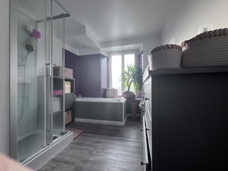 Appartement ancien - 99 m² - 5 pièces