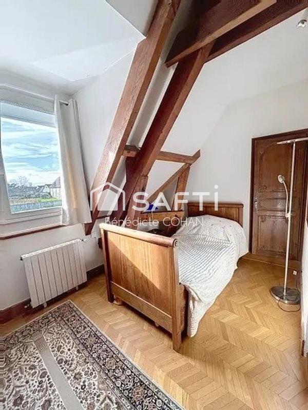 Maison - 209 m² - 8 pièces