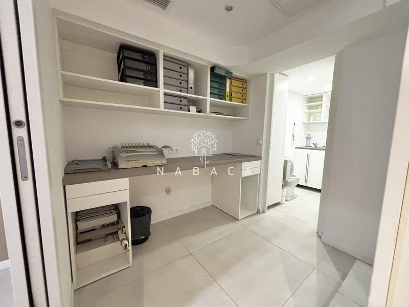 Bureau - 51 m²
