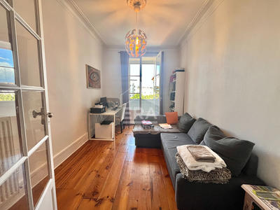 Appartement - 102 m² - 3 pièces