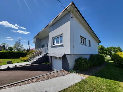 Maison - 98 m² - 5 pièces